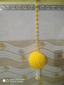 Pompom Hanging