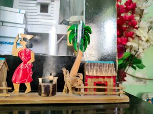 HOMEMADE WOODEN SHOWPIECE