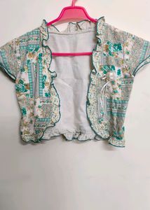 White Green Shrug