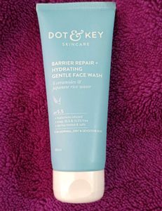 Dot &amp; Key Face Wash