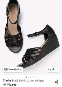 CLARKS BLACK SOILD LEATHER Wedges