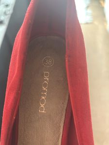 Vibrant Red Suede Bow Pumps