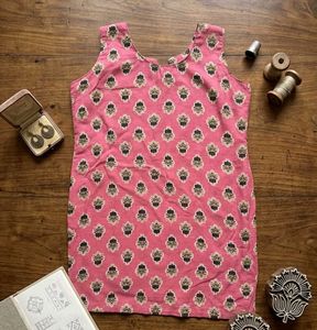 Pink Printed Sleeveless Kurta