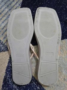 🩰Stylish Embellished Flip-Flops🩰