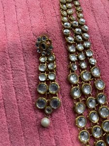 Stunning Kundan Necklace and Earrings Set
