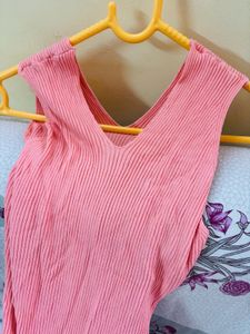 Ribbed V-Neck Sleeveless bodycon
