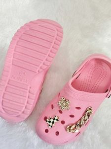 🎀 Pink Clog Shoes with Charms 🥰
