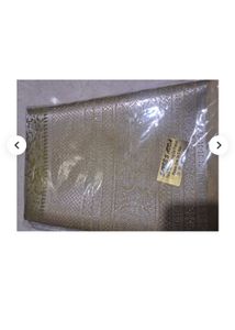 Elegant Silk Saree with Intricate Weave