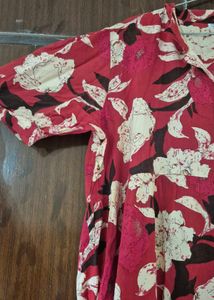 Chic Red Floral Tiered Midi Dress