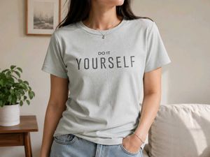 DO IT YOURSELF Graphic T-Shirt