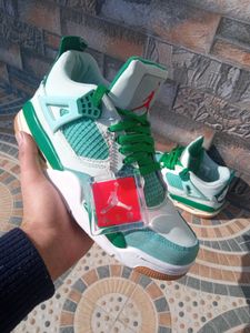 OG THRIFTED Nike Jordan Retro 4