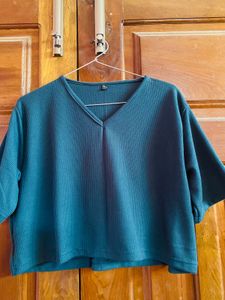 Teal V-Neck Cropped Top