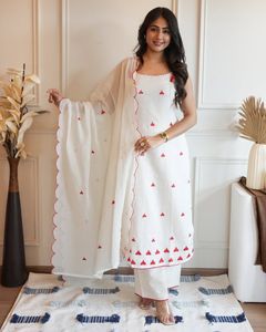White Kurta Set with Red Heart Print