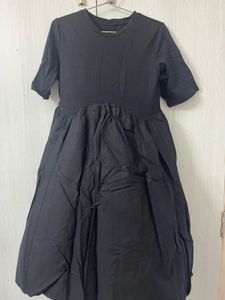 Chic Black Midi Dress