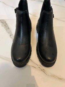Black Leather Chelsea Boots