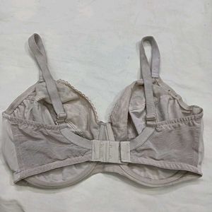 Lace🥰 Trimmed Underwire Bra