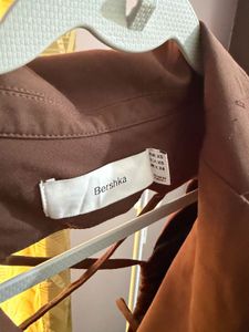 Bershka Brown Cropped Blazer with Back Cutout