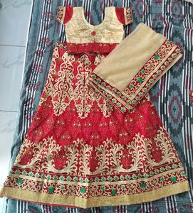 sale on stylish bridal/sider choli