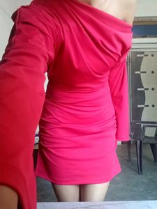 Chic One-Shoulder Ruched Dress