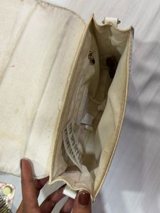 accesorize london sling bag