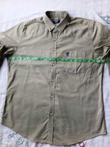 Men's Classic Button-Down Shirt
