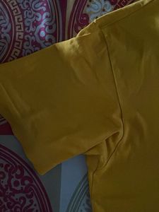 H&amp;M Oversized Fit Mustard Yellow T-Shirt S