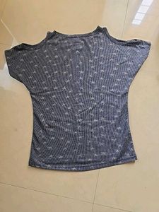 Gray Star Print Cold Shoulder Top
