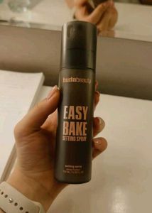 Huda Beauty Setting Spray
