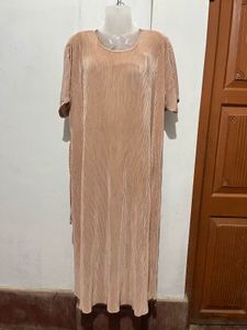 Elegant Pleated Maxi Dress