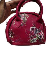 Pink Purse 👜🙋 Price Dropped