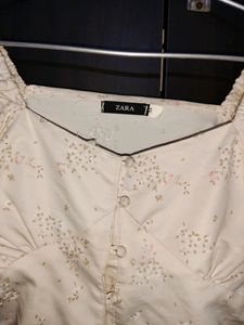 Puff Sleeve Off White Front Knot Top