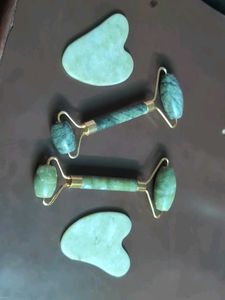 Face Roller And Gua Sha Combo