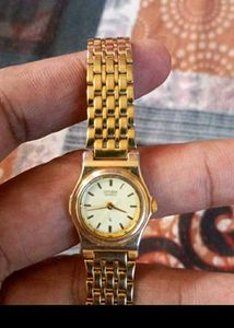 Classic Citizen Gold Watch