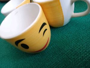 Winking Emoji Coffee Mugs Set