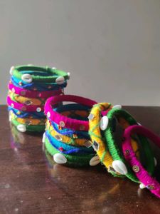 navratri Handmade 16 Pcs Bangles