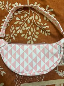 Chic handbag- pink n whit