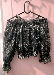 Floral Off-Shoulder Ruffle Crop Top