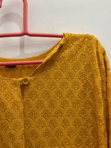 Chikankari Kurta 💛