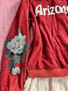 Chic "Arizona" Top with Floral Accents