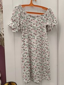 Cute Floral Puff Sleeve Dress
