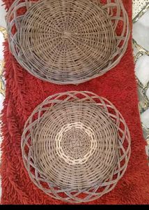 5. Set of 2 Wicker Plates