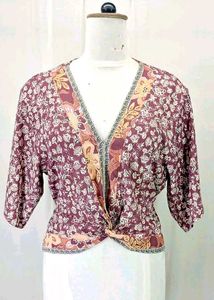 Bohemian Twist Front Top Mauve colour