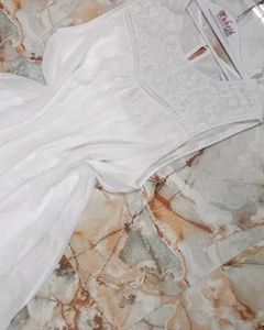 Elegant White Lace Dress