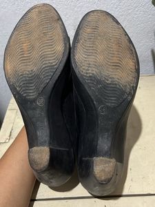 Black Heels Sreeleathers