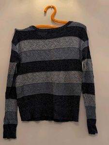 AMERICAN EAGLE -Striped Knit Sweater- bluey