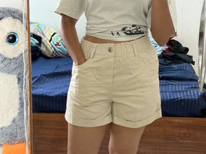 Casual Beige Shorts