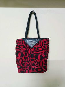 Red & Black Oval Print Tote Bag