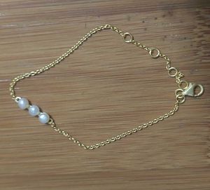 Gehna Sterling Silver Round Pearl Bracelet
