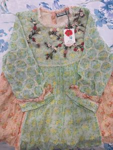 Saundh Brand New Top