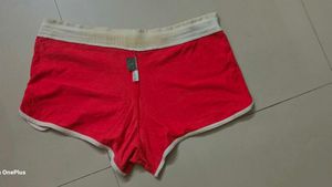 Red Short